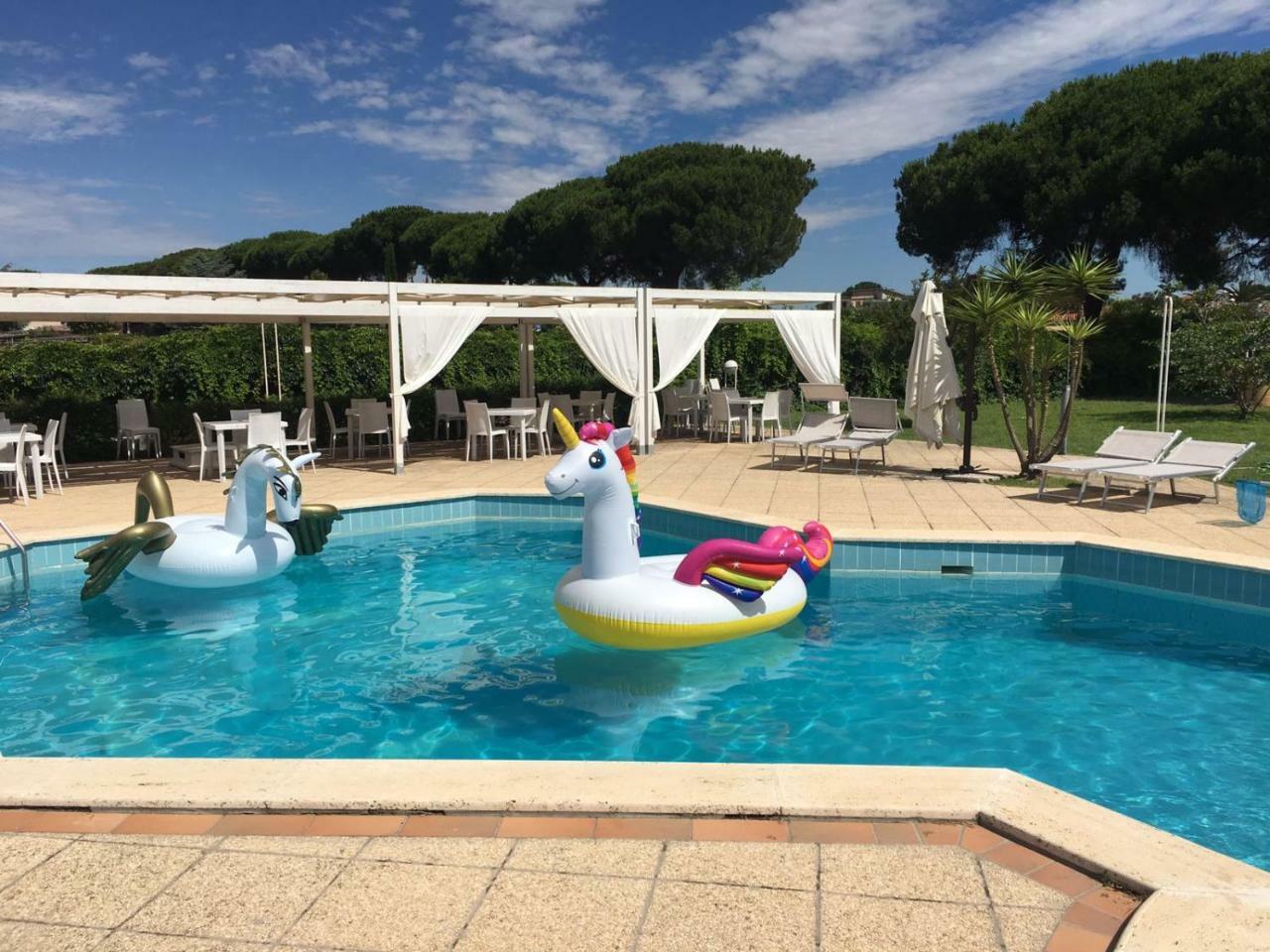 Peperosa B&B And Events Nettuno Exterior photo